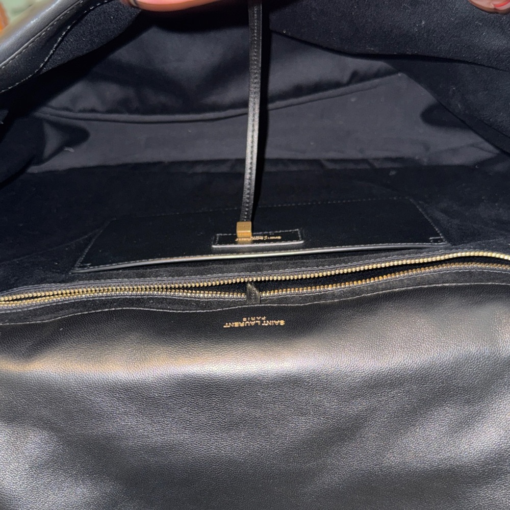 YSL Jamie 4.3 in Lambskin *Not accepting any low offers* - Picture 9 of 12